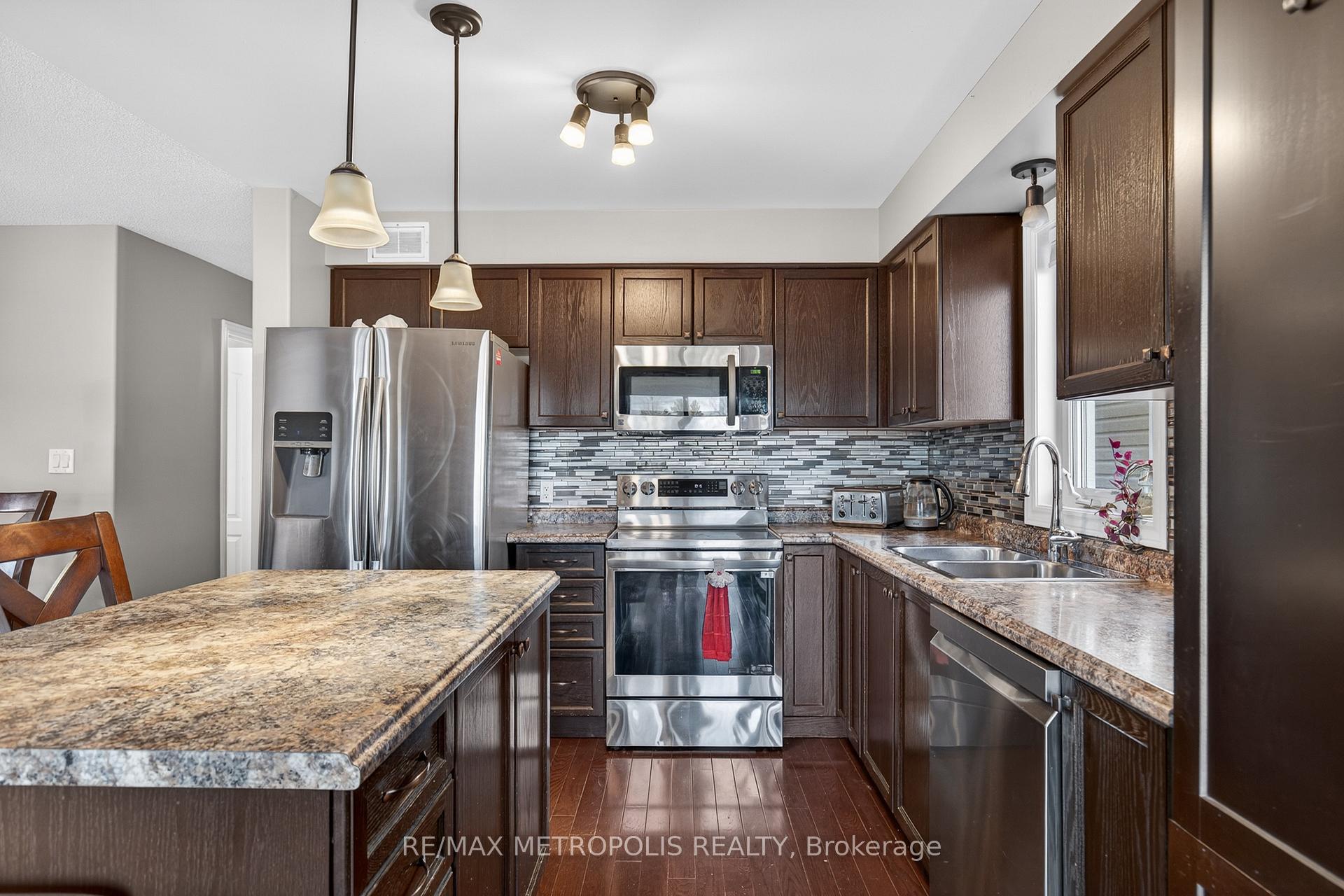 Photo 8 of 1276 Atkinson Street, Kingston, City Northwest — HOMEH