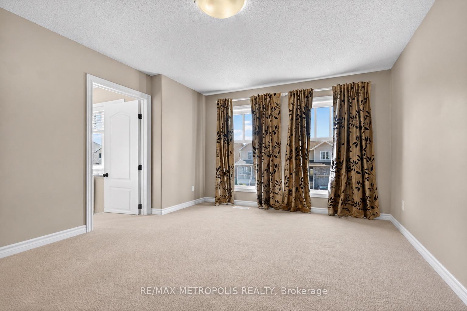 Photo 16 of 1276 Atkinson Street, Kingston, City Northwest — HOMEH
