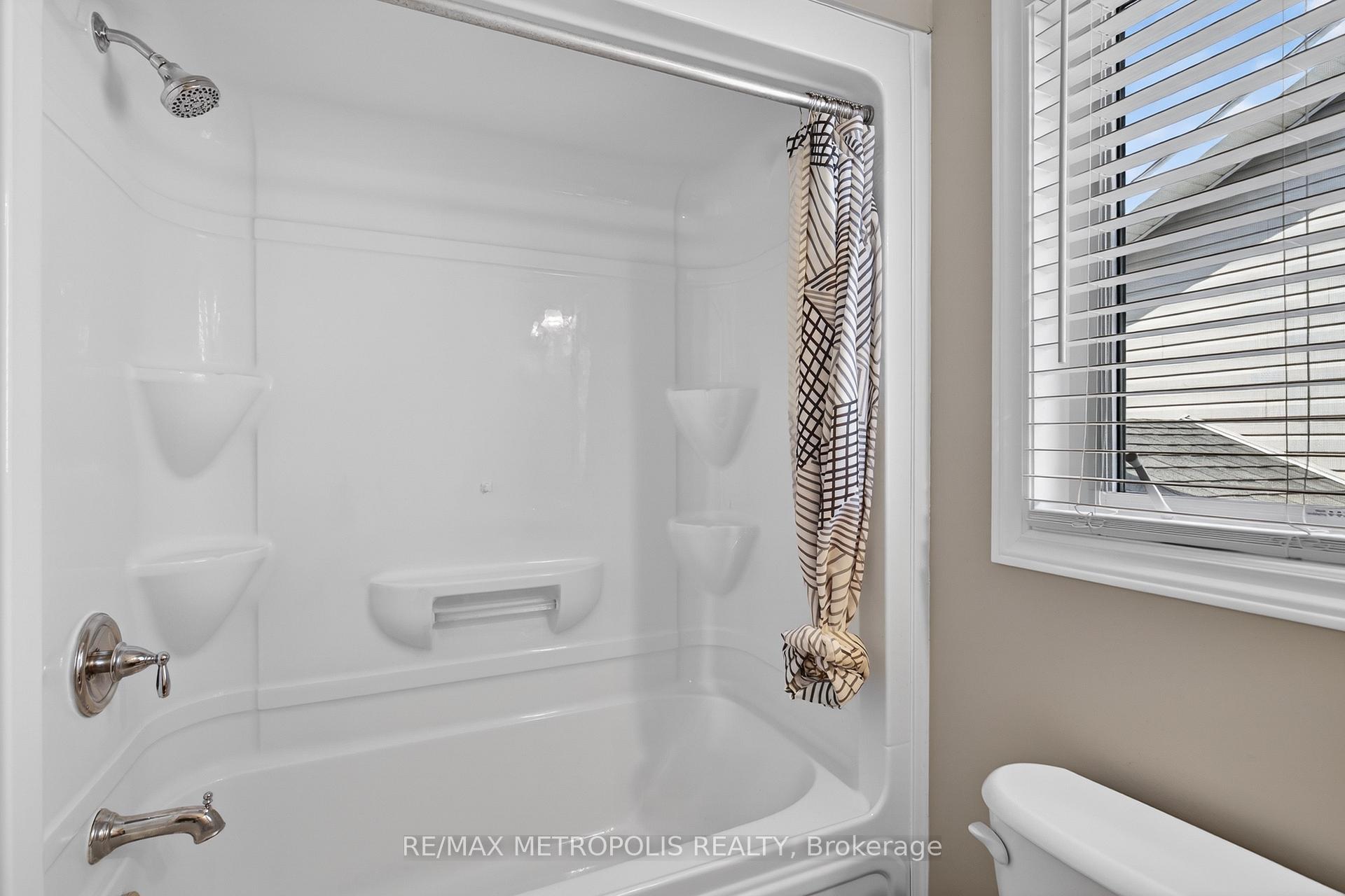 Photo 27 of 1276 Atkinson Street, Kingston, City Northwest — HOMEH