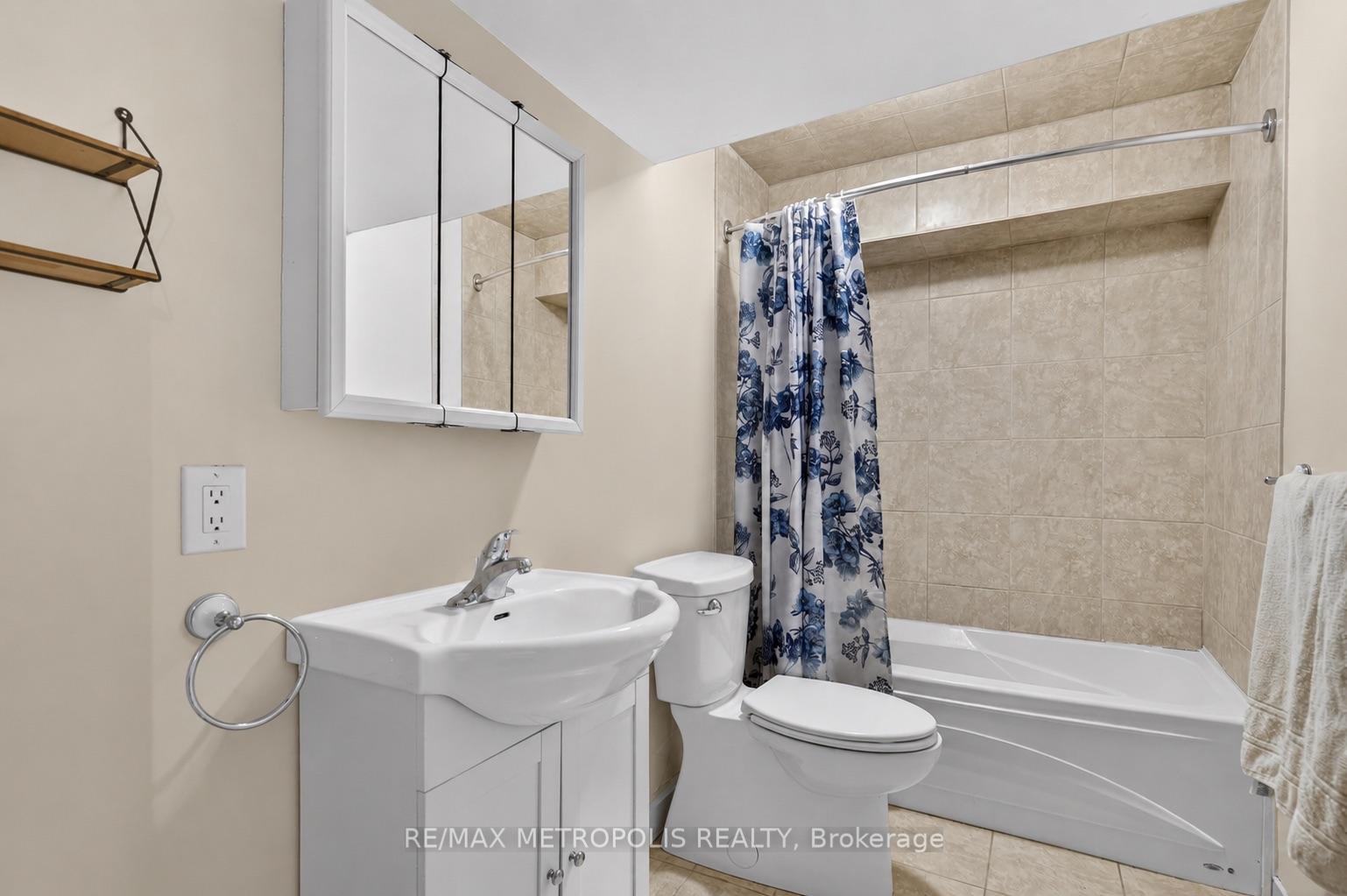 Photo 32 of 1276 Atkinson Street, Kingston, City Northwest — HOMEH