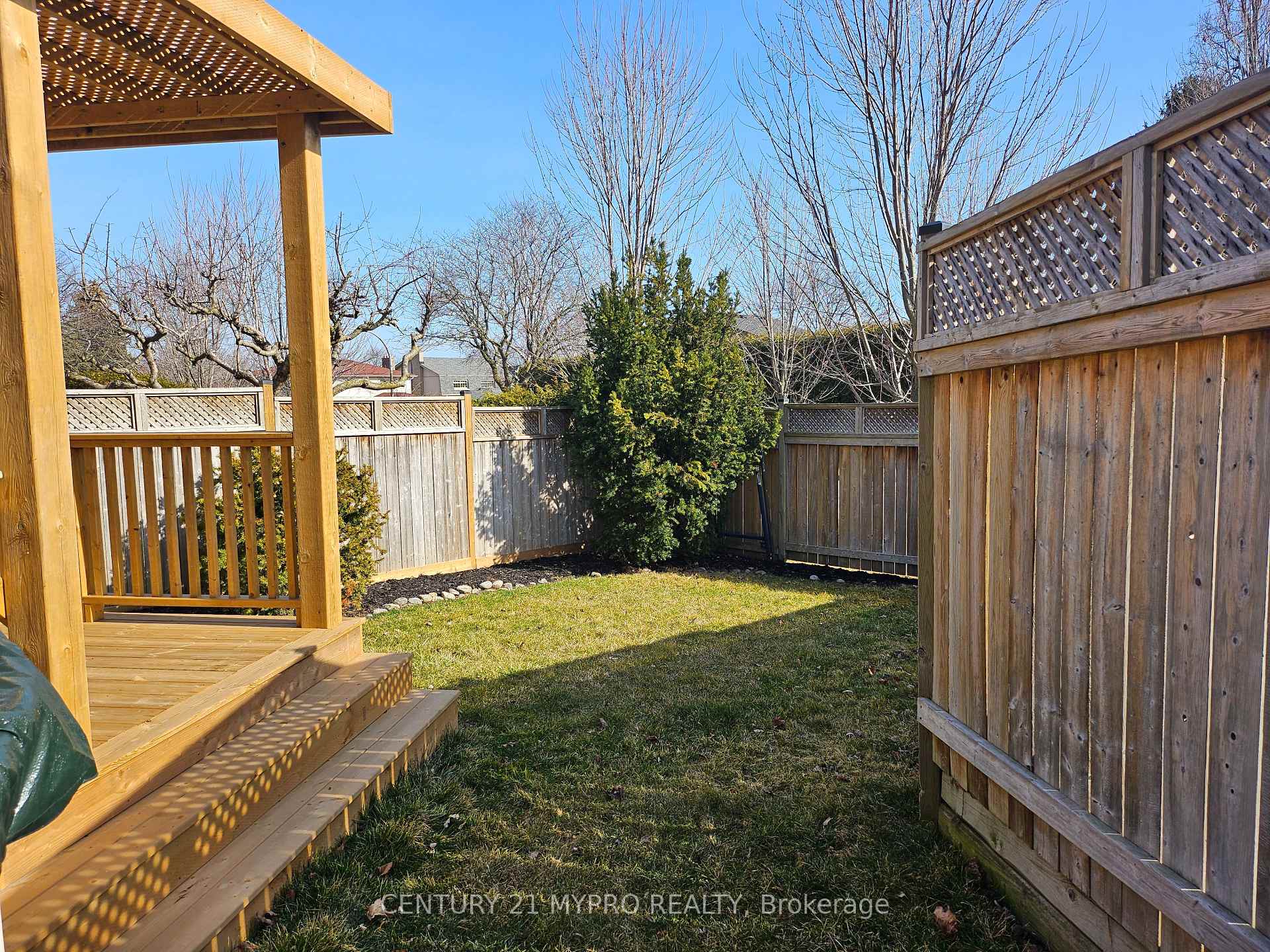Photo 26 of 2135 Cobblestone Drive, Burlington, Brant Hills — HOMEH