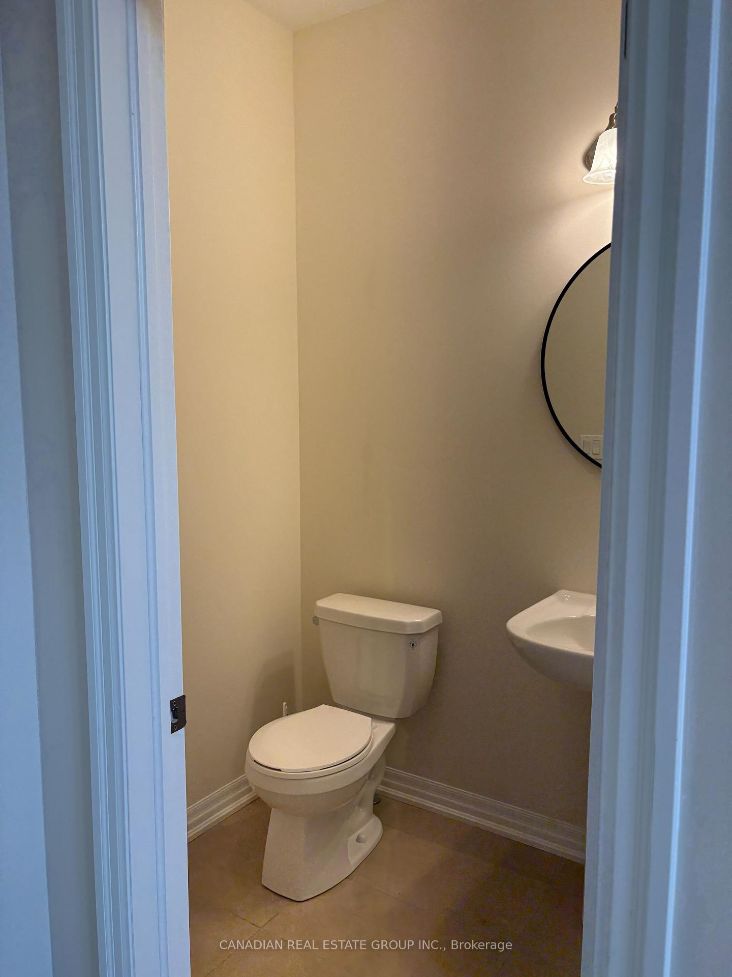 Photo 5 of 33 Stennett Drive, Georgina, Keswick North — HOMEH