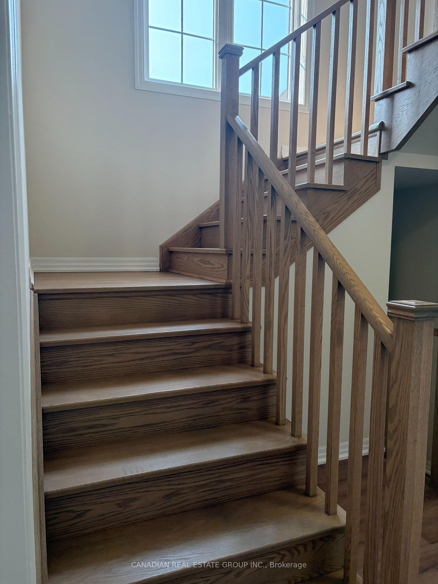 Photo 9 of 33 Stennett Drive, Georgina, Keswick North — HOMEH
