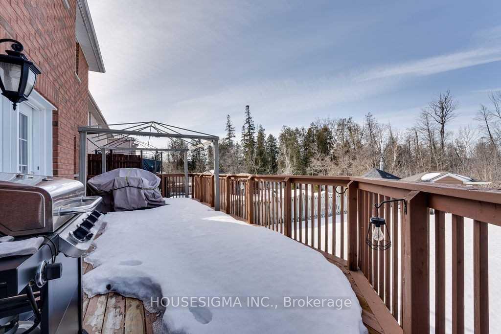 Photo 4 of 129 Gore Drive, Barrie, Ardagh — HOMEH