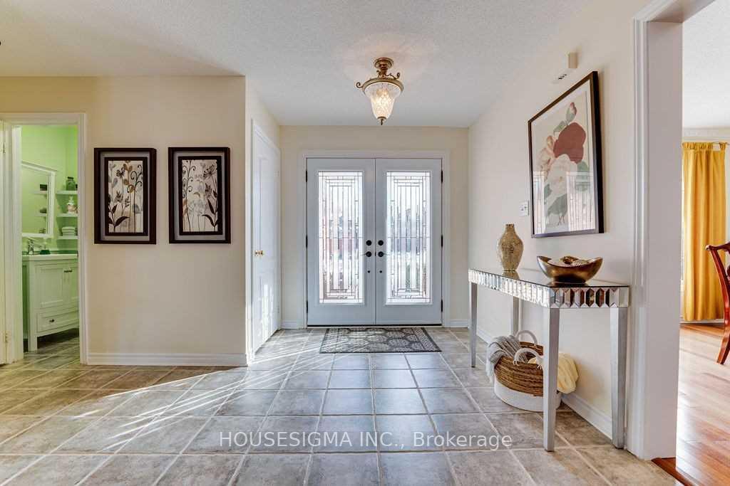 Photo 5 of 129 Gore Drive, Barrie, Ardagh — HOMEH