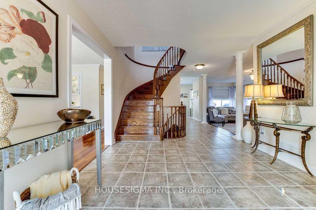 Photo 7 of 129 Gore Drive, Barrie, Ardagh — HOMEH