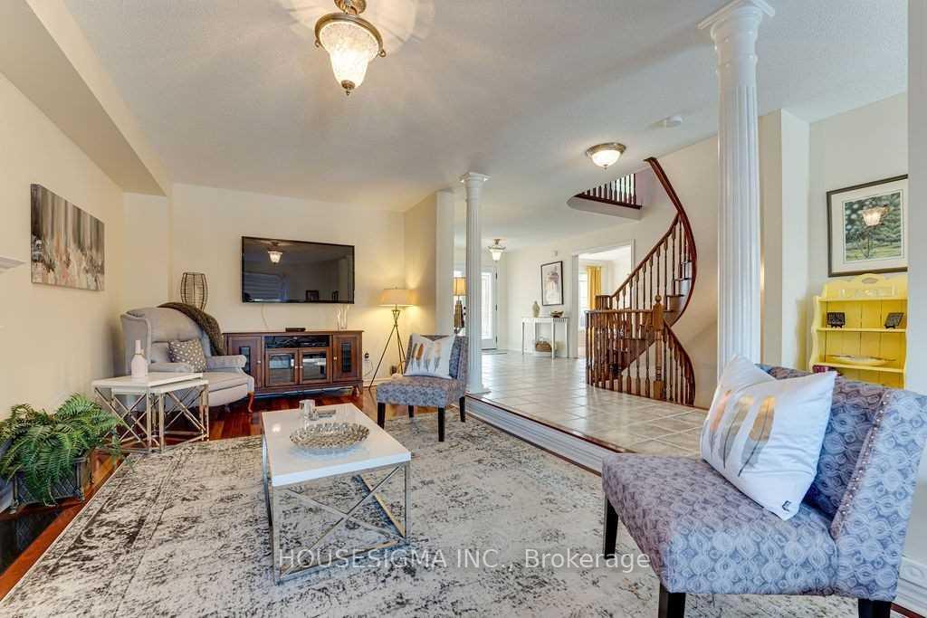 Photo 10 of 129 Gore Drive, Barrie, Ardagh — HOMEH