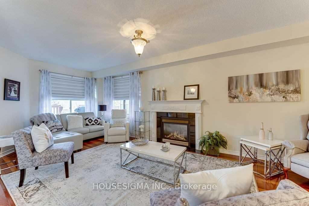 Photo 11 of 129 Gore Drive, Barrie, Ardagh — HOMEH