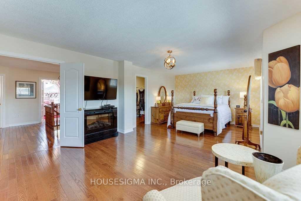 Photo 21 of 129 Gore Drive, Barrie, Ardagh — HOMEH