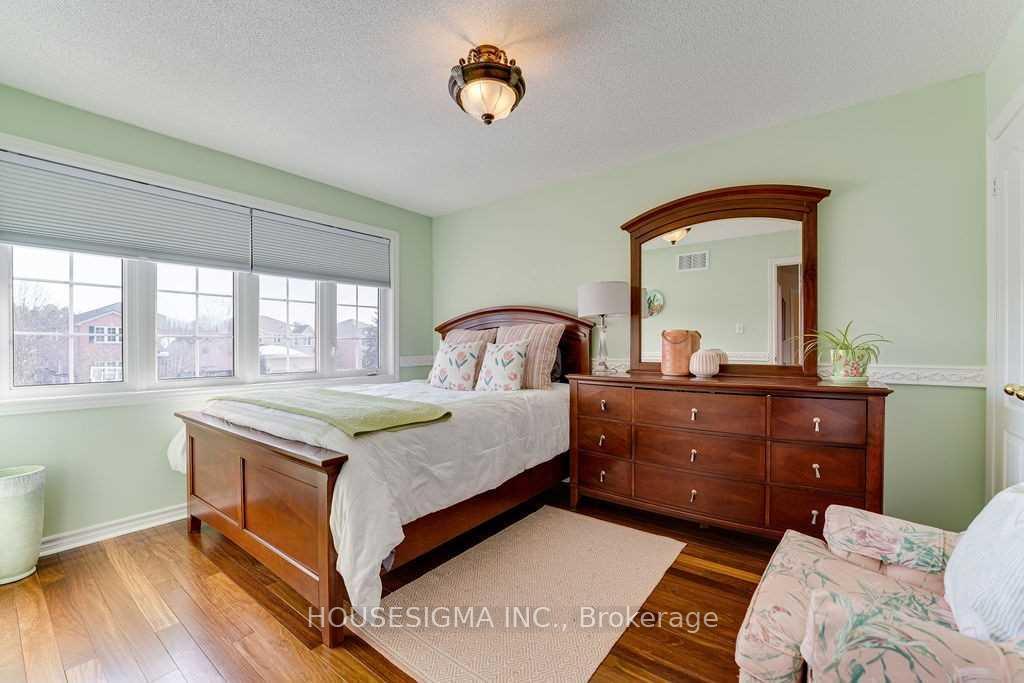 Photo 24 of 129 Gore Drive, Barrie, Ardagh — HOMEH