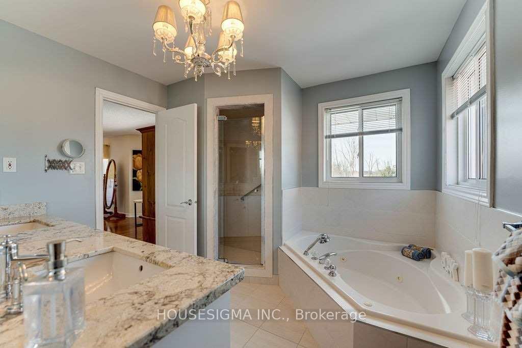 Photo 25 of 129 Gore Drive, Barrie, Ardagh — HOMEH