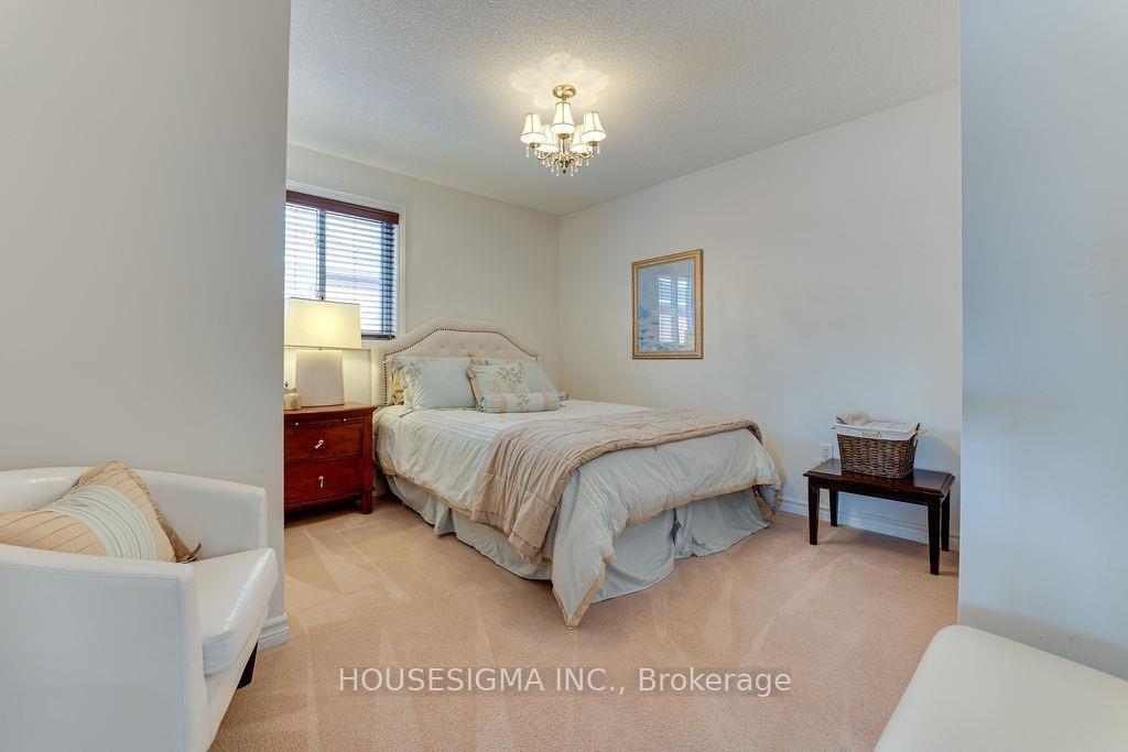 Photo 27 of 129 Gore Drive, Barrie, Ardagh — HOMEH