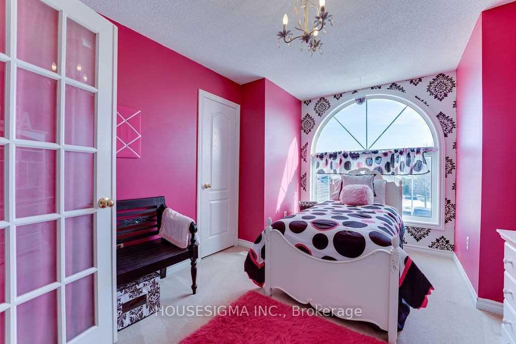 Photo 28 of 129 Gore Drive, Barrie, Ardagh — HOMEH