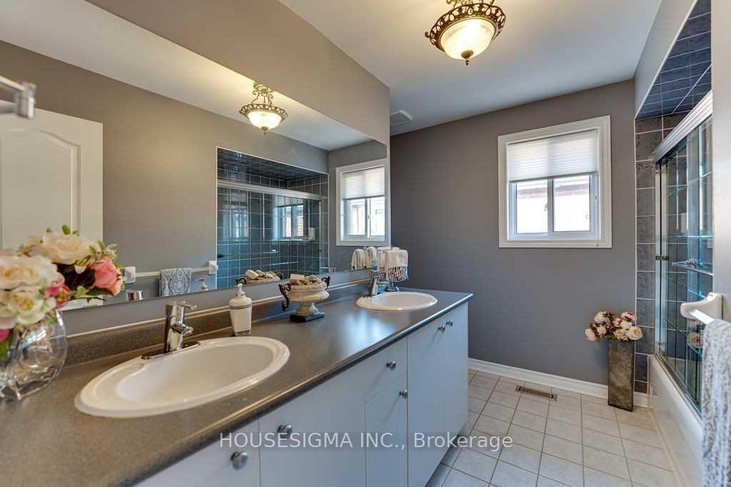 Photo 29 of 129 Gore Drive, Barrie, Ardagh — HOMEH