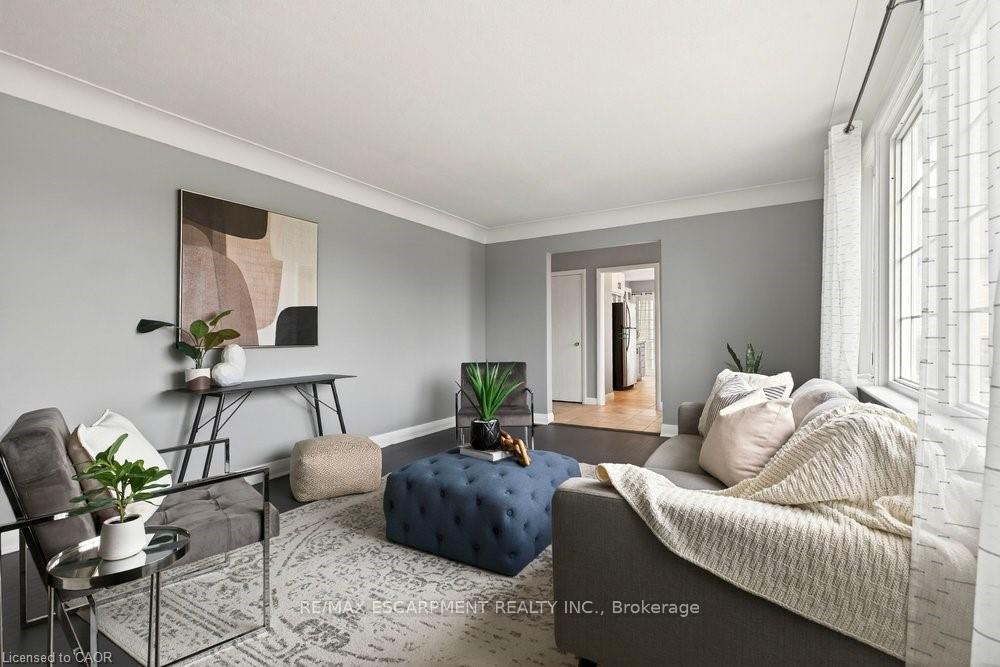 Photo 4 of 76 Margaret Avenue, Hamilton, Stoney Creek — HOMEH