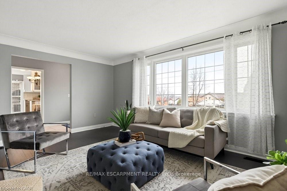 Photo 5 of 76 Margaret Avenue, Hamilton, Stoney Creek — HOMEH