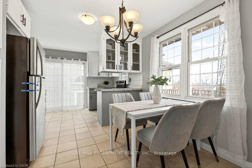 Photo 7 of 76 Margaret Avenue, Hamilton, Stoney Creek — HOMEH