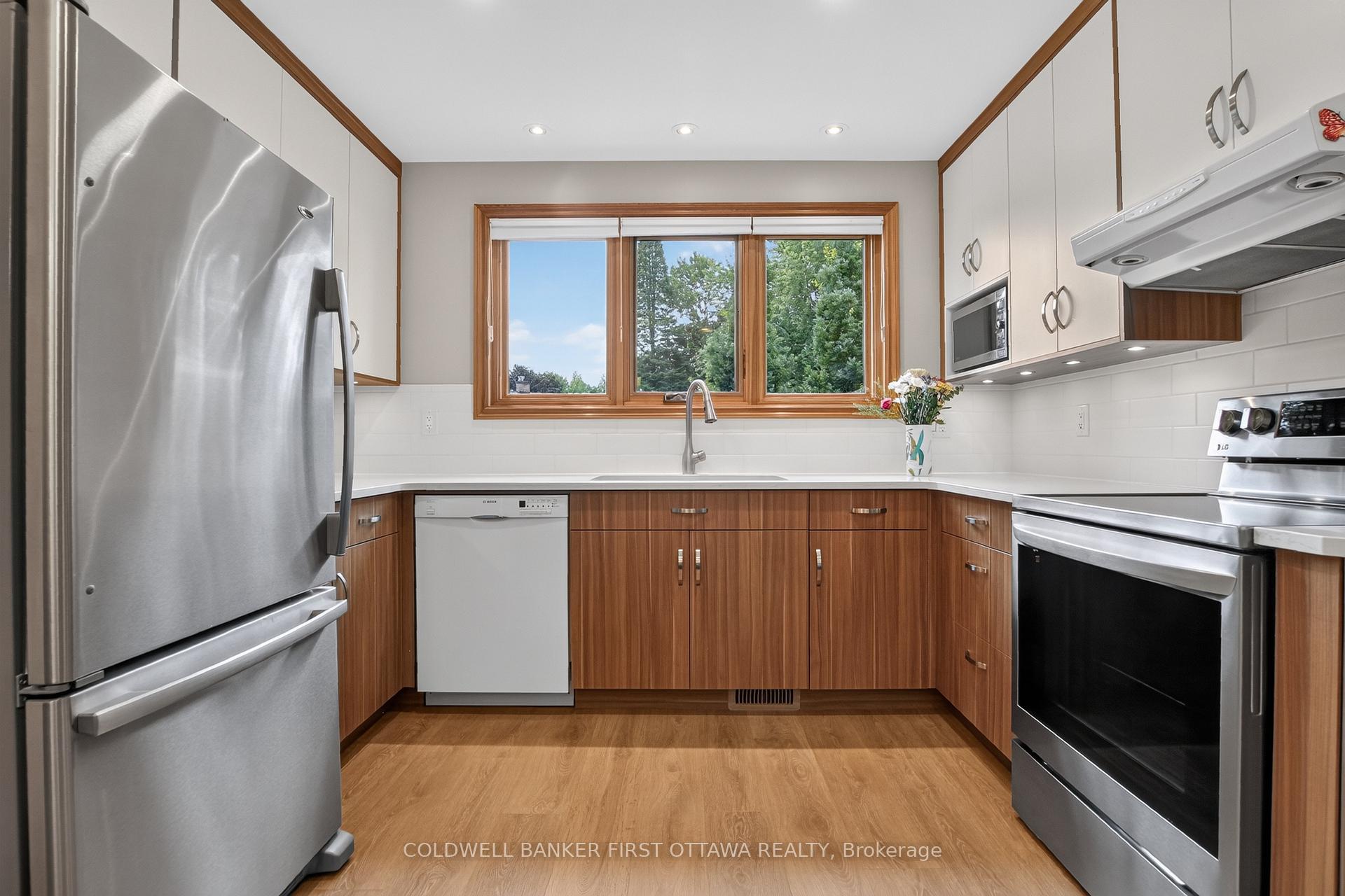 Photo 21 of 6 Cosburn Avenue, Ottawa, Arlington Woods — HOMEH