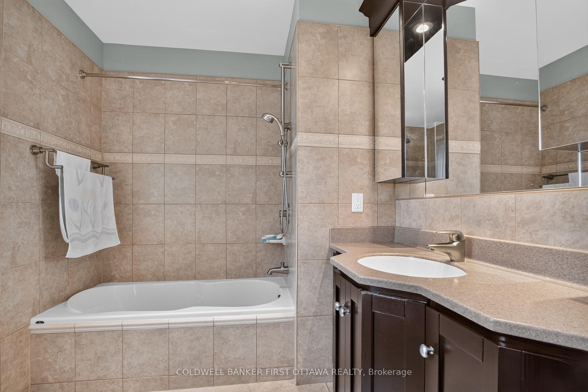 Photo 35 of 6 Cosburn Avenue, Ottawa, Arlington Woods — HOMEH