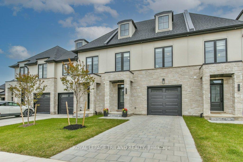 Photo 2 of 6682 Hayward Drive, London, South V — HOMEH