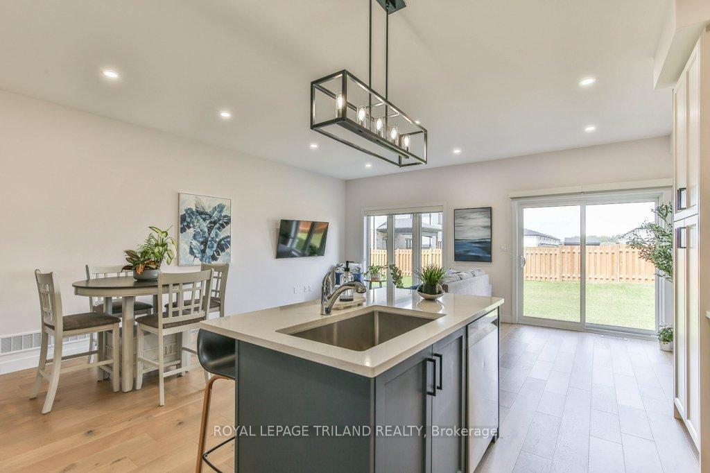 Photo 16 of 6682 Hayward Drive, London, South V — HOMEH