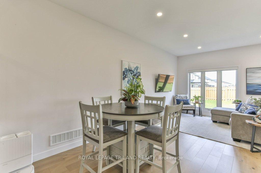 Photo 19 of 6682 Hayward Drive, London, South V — HOMEH