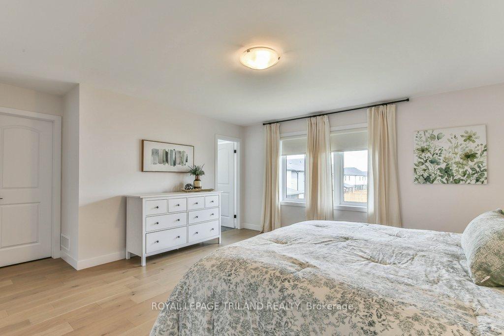 Photo 29 of 6682 Hayward Drive, London, South V — HOMEH