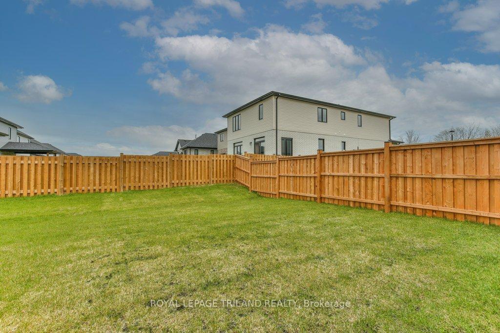 Photo 43 of 6682 Hayward Drive, London, South V — HOMEH