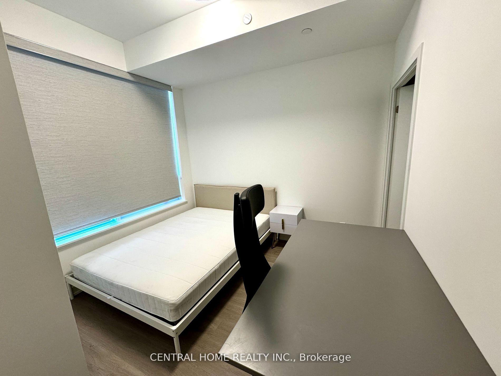Photo 4 of Unit 1612, 8 Wellesley Street W, Toronto, Bay Street Corridor — HOMEH