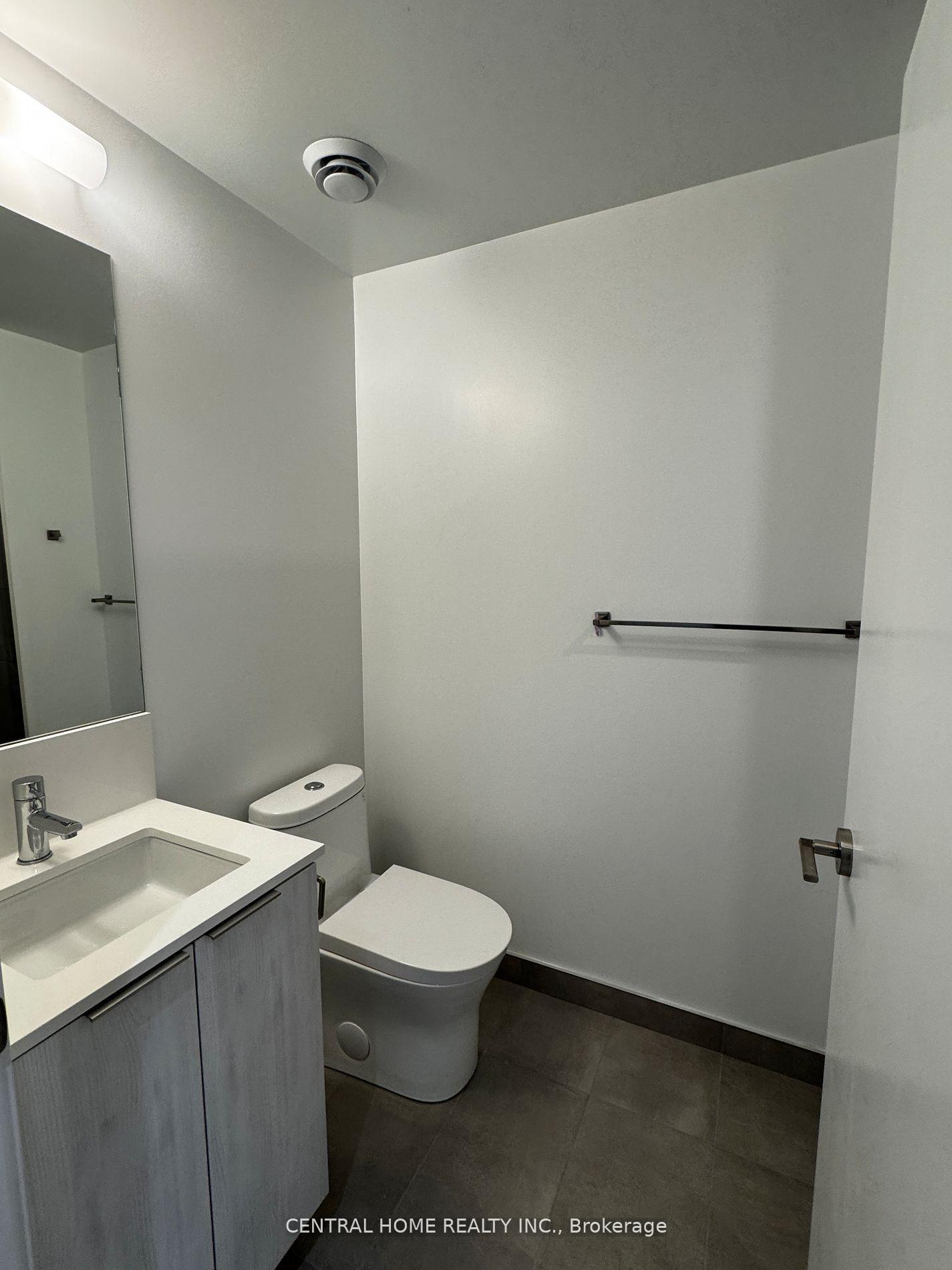 Photo 7 of Unit 1612, 8 Wellesley Street W, Toronto, Bay Street Corridor — HOMEH