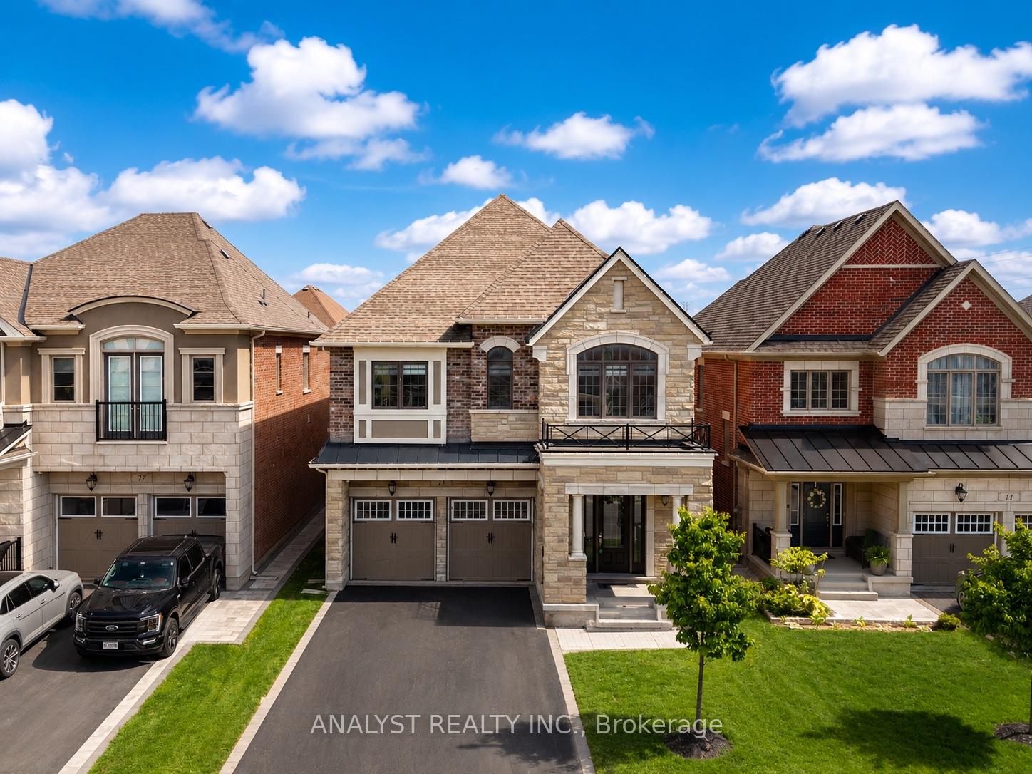 Photo 1 of 15 Streamside Street, Vaughan, Kleinburg — HOMEH