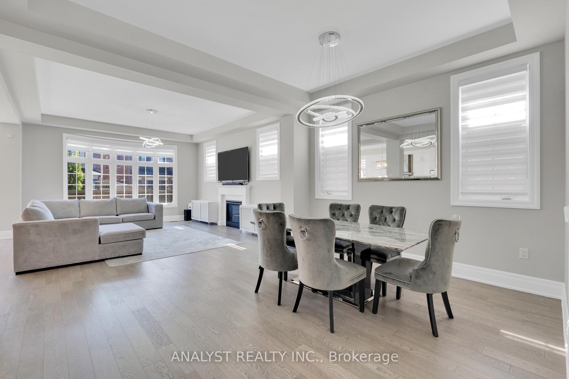 Photo 13 of 15 Streamside Street, Vaughan, Kleinburg — HOMEH