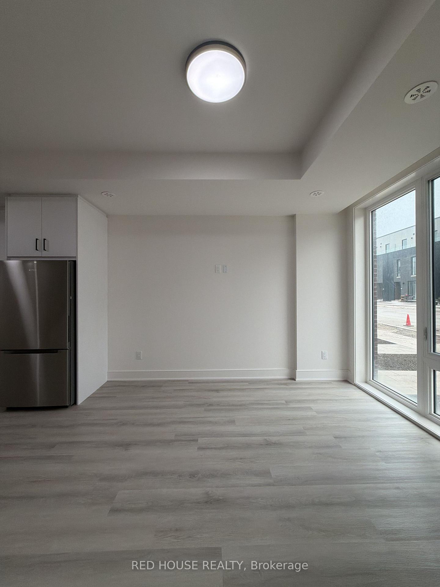 Photo 5 of 155 Everett Common, St. Catharines, Oakdale — HOMEH
