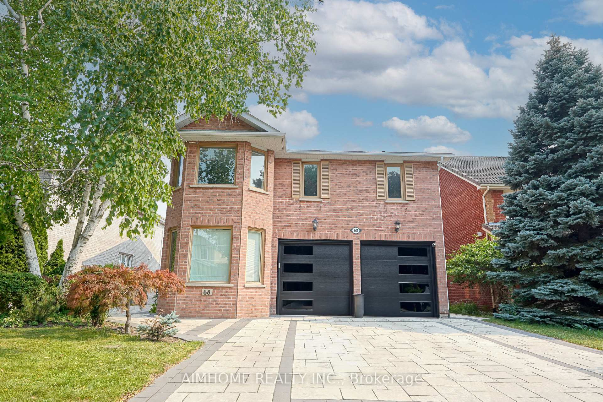 Photo 1 of 68 Aitken Circle, Markham, Unionville — HOMEH