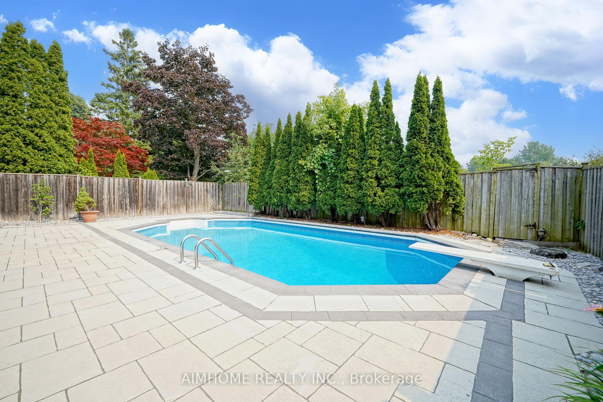 Photo 45 of 68 Aitken Circle, Markham, Unionville — HOMEH