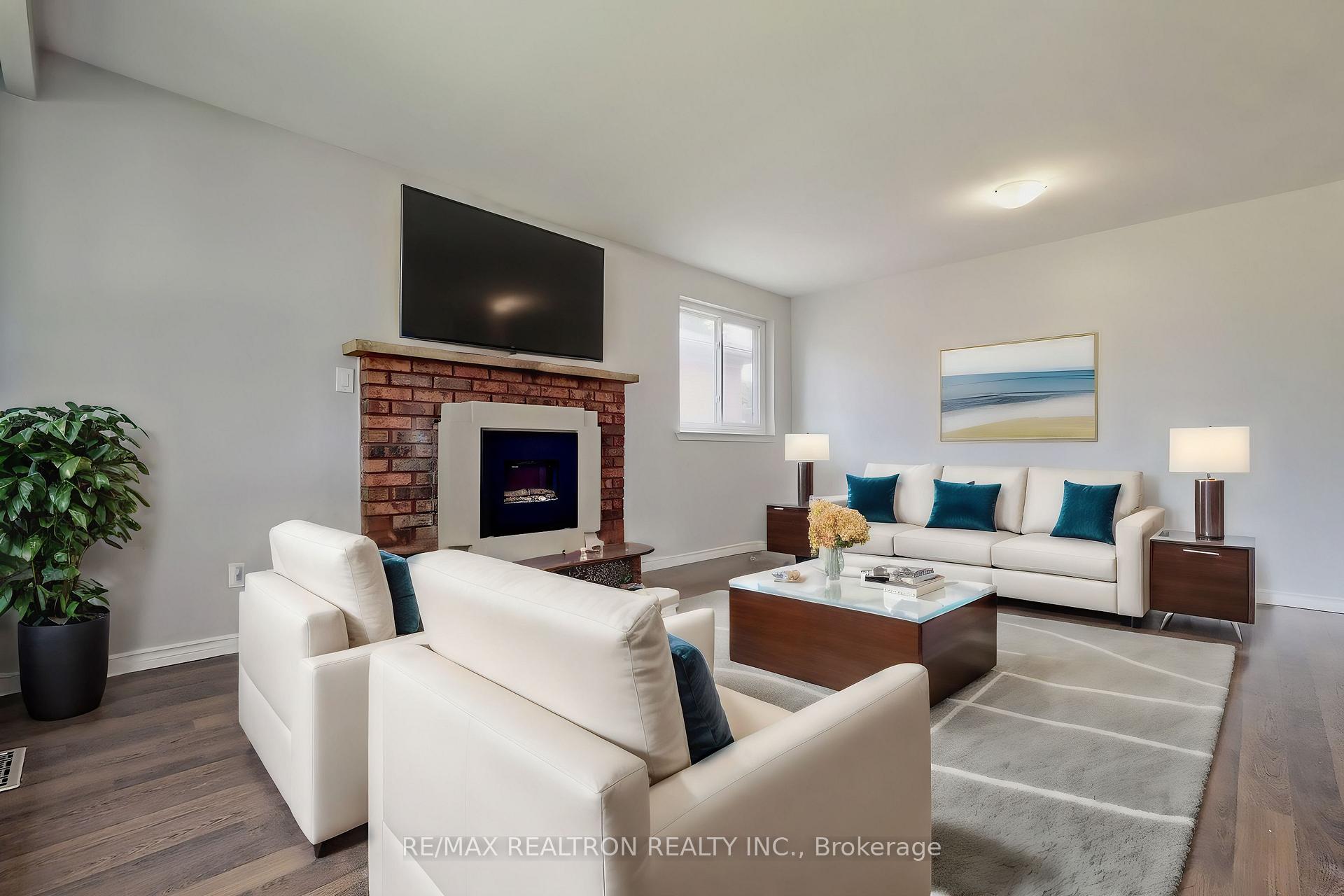 Photo 1 of Unit Upper, 669 Shakespeare Avenue, Oshawa, Donevan — HOMEH