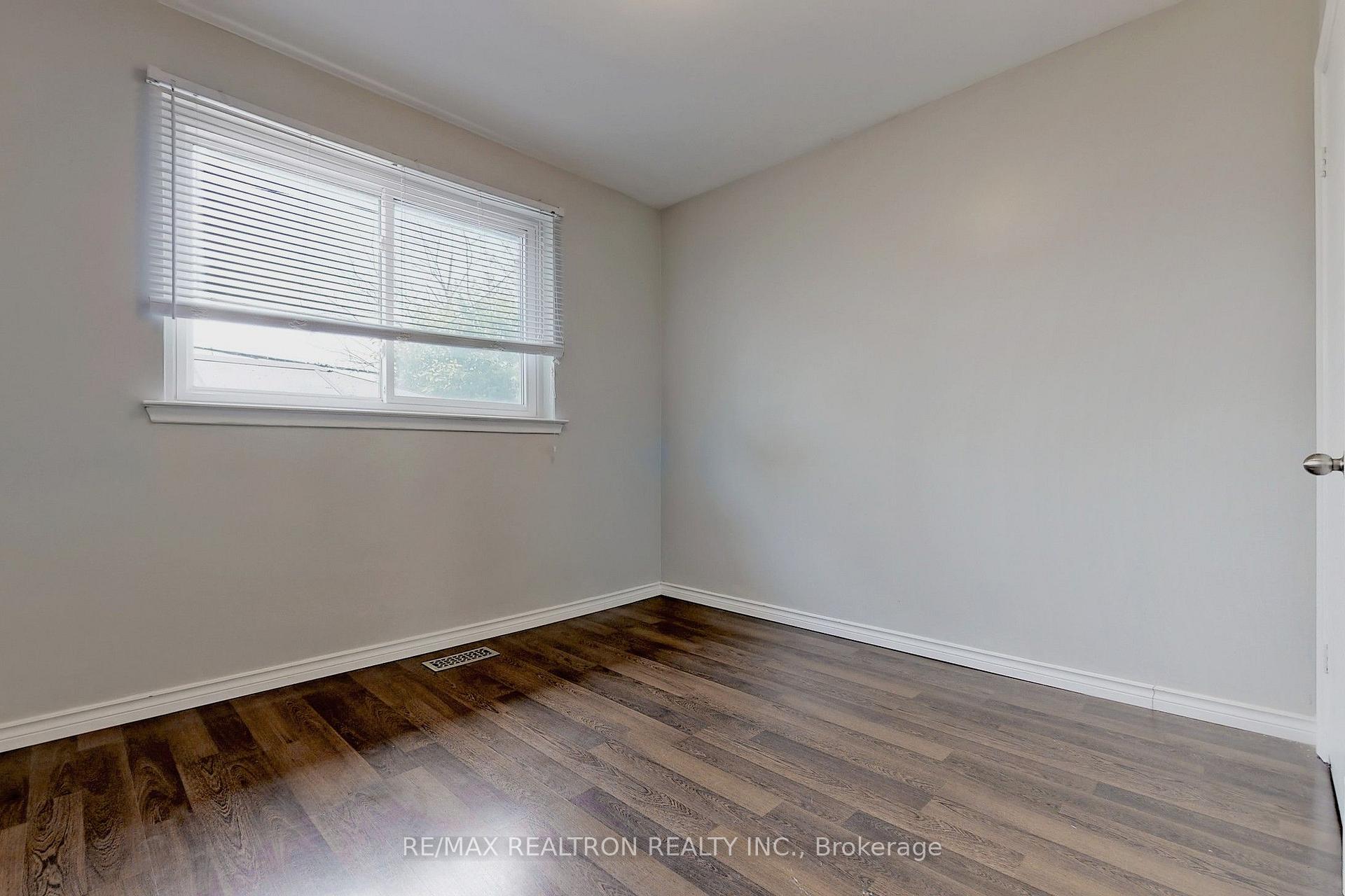 Photo 17 of Unit Upper, 669 Shakespeare Avenue, Oshawa, Donevan — HOMEH