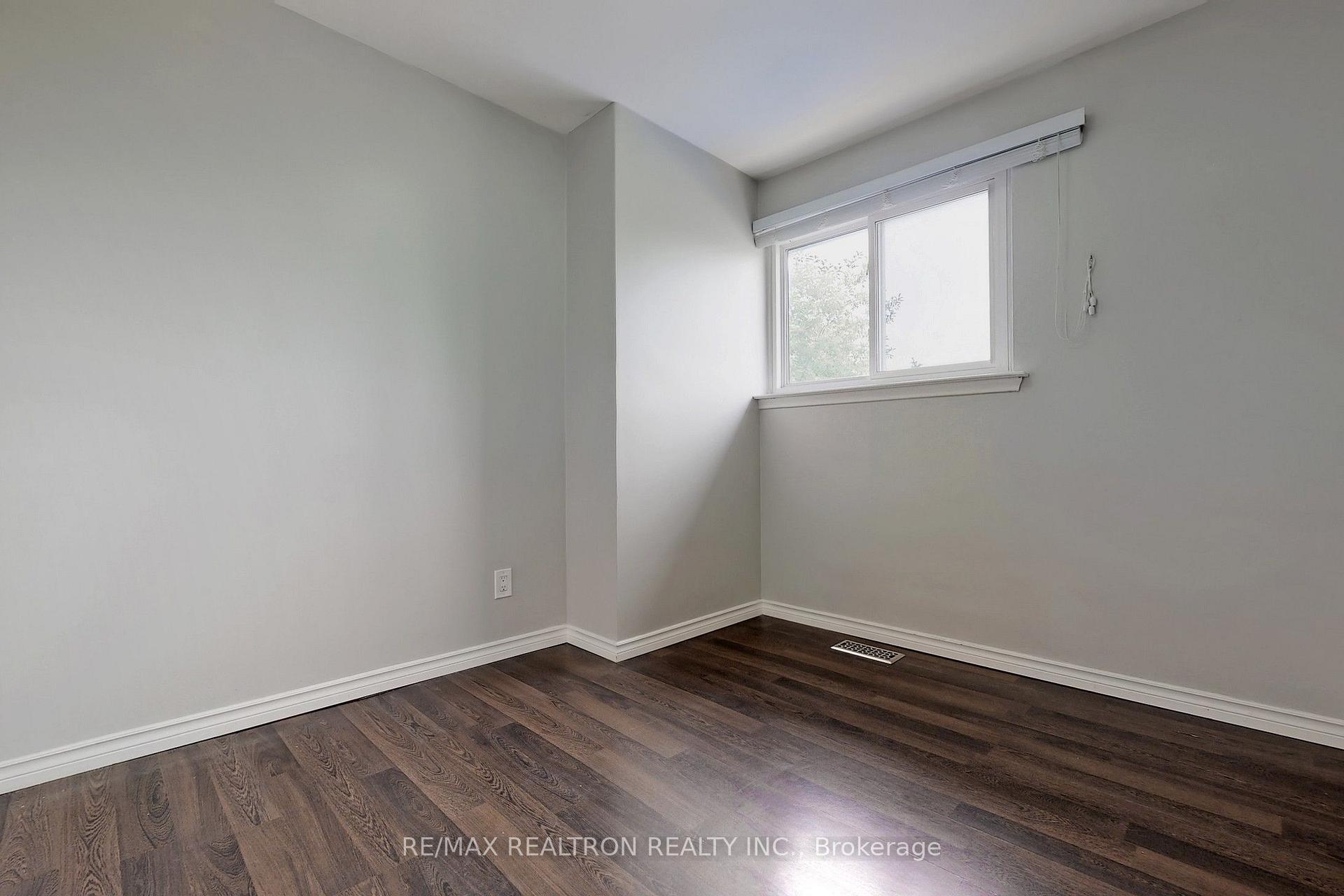 Photo 18 of Unit Upper, 669 Shakespeare Avenue, Oshawa, Donevan — HOMEH