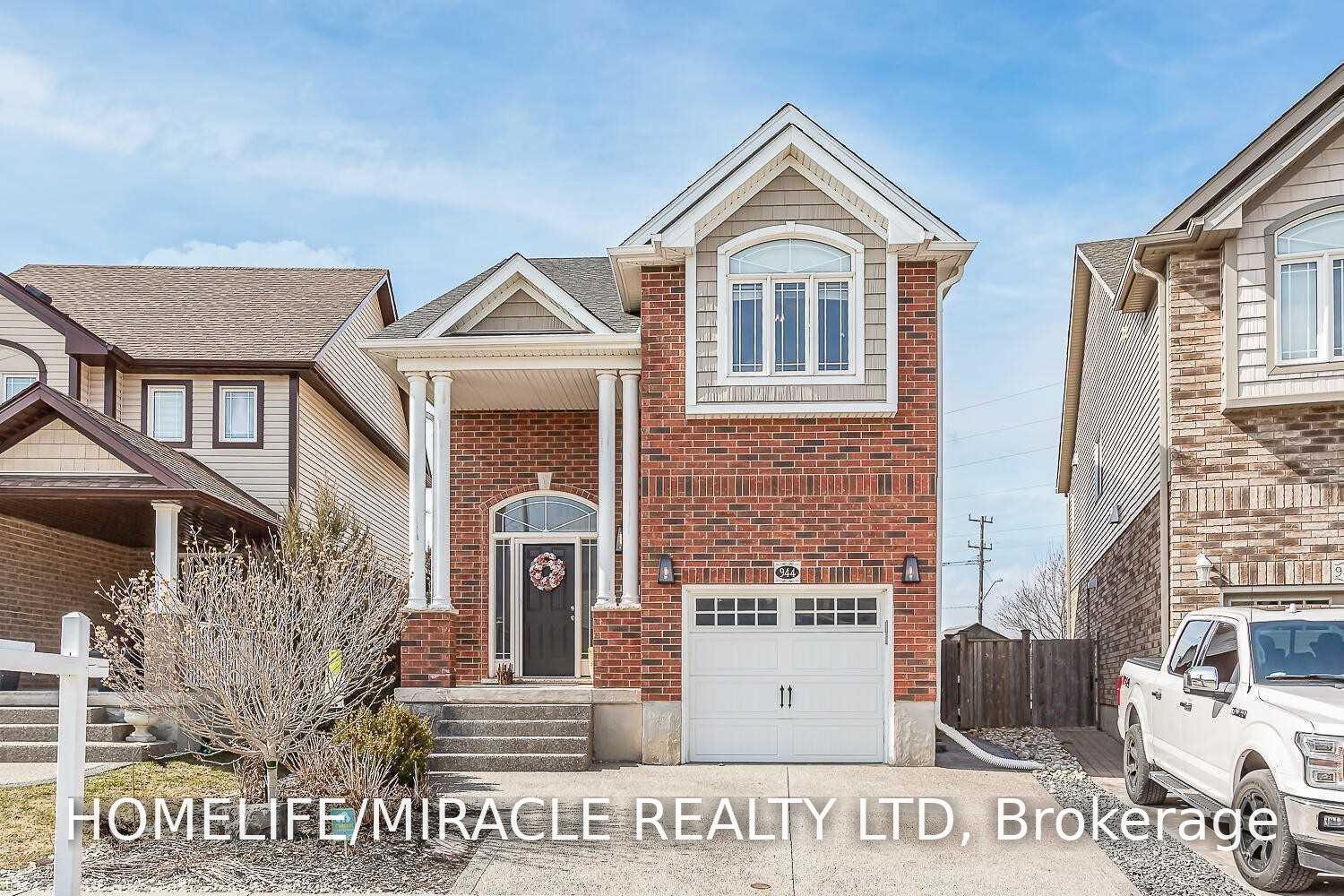 Photo 1 of 944 Dunblane Court, Kitchener, Huron Park — HOMEH
