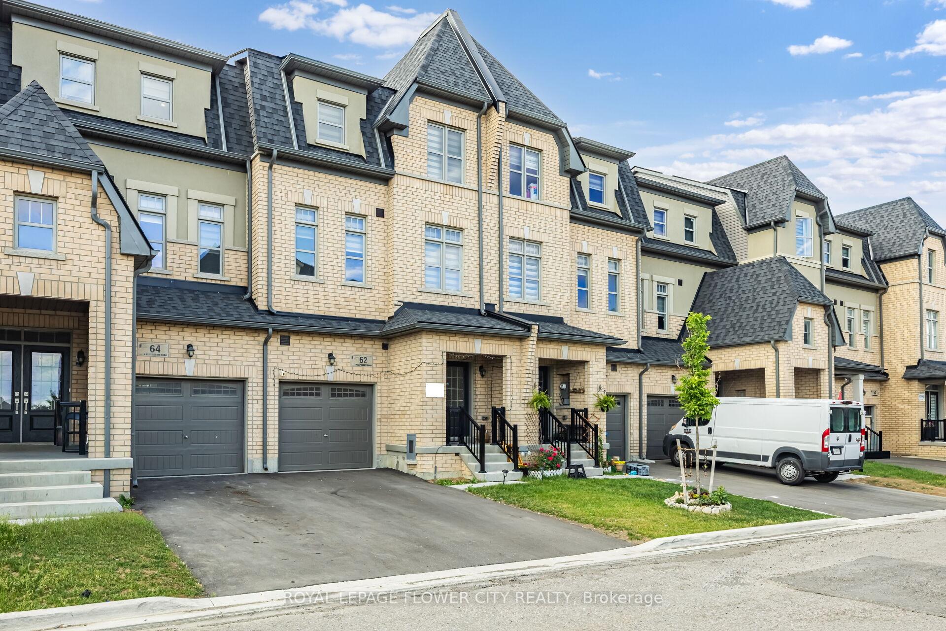 Photo 4 of 62 Foxsparrow Road, Brampton, Sandringham-Wellington North — HOMEH