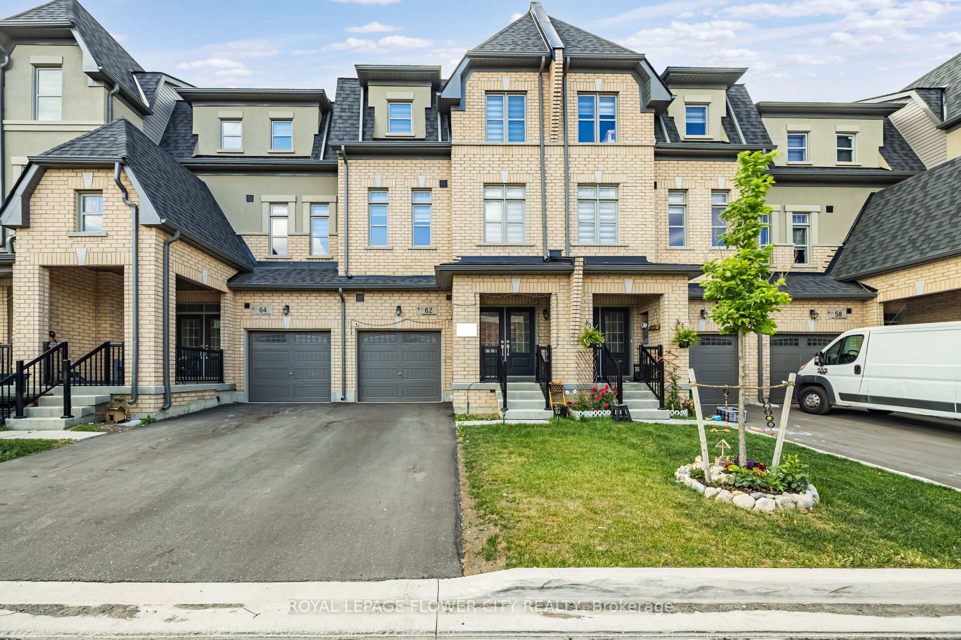 Photo 8 of 62 Foxsparrow Road, Brampton, Sandringham-Wellington North — HOMEH