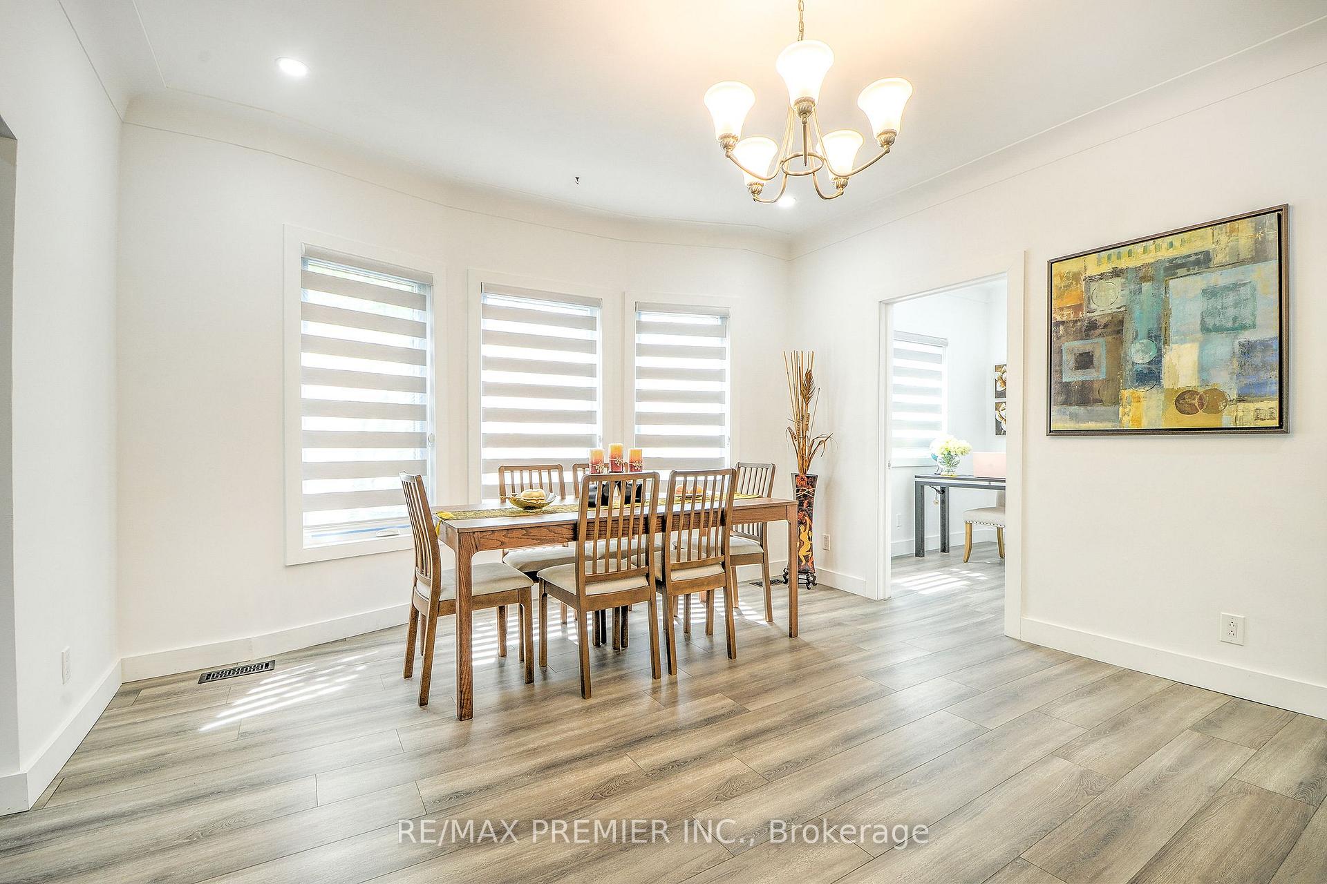 Photo 12 of 1467 Ouellette Avenue, Windsor — HOMEH