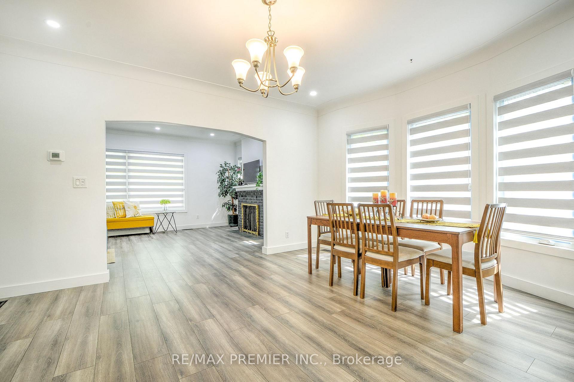 Photo 13 of 1467 Ouellette Avenue, Windsor — HOMEH