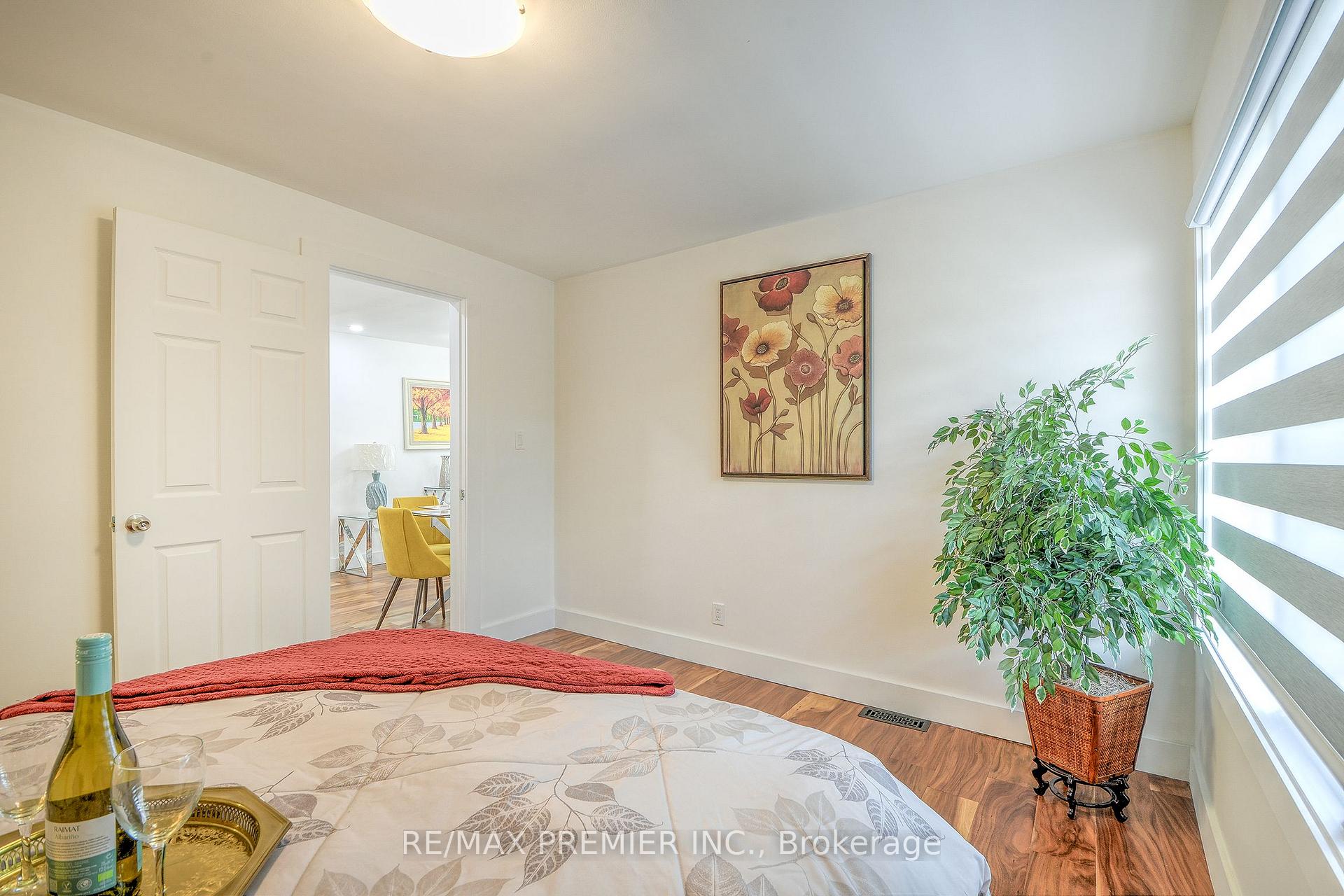 Photo 27 of 1467 Ouellette Avenue, Windsor — HOMEH