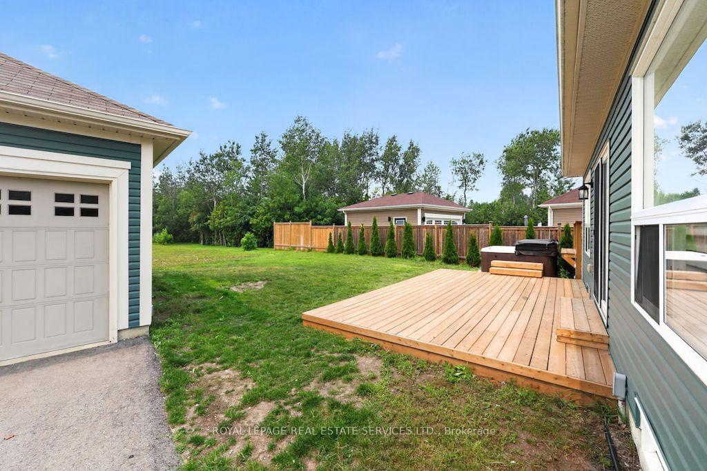 Photo 40 of 74 Robert Street S, Wasaga Beach — HOMEH