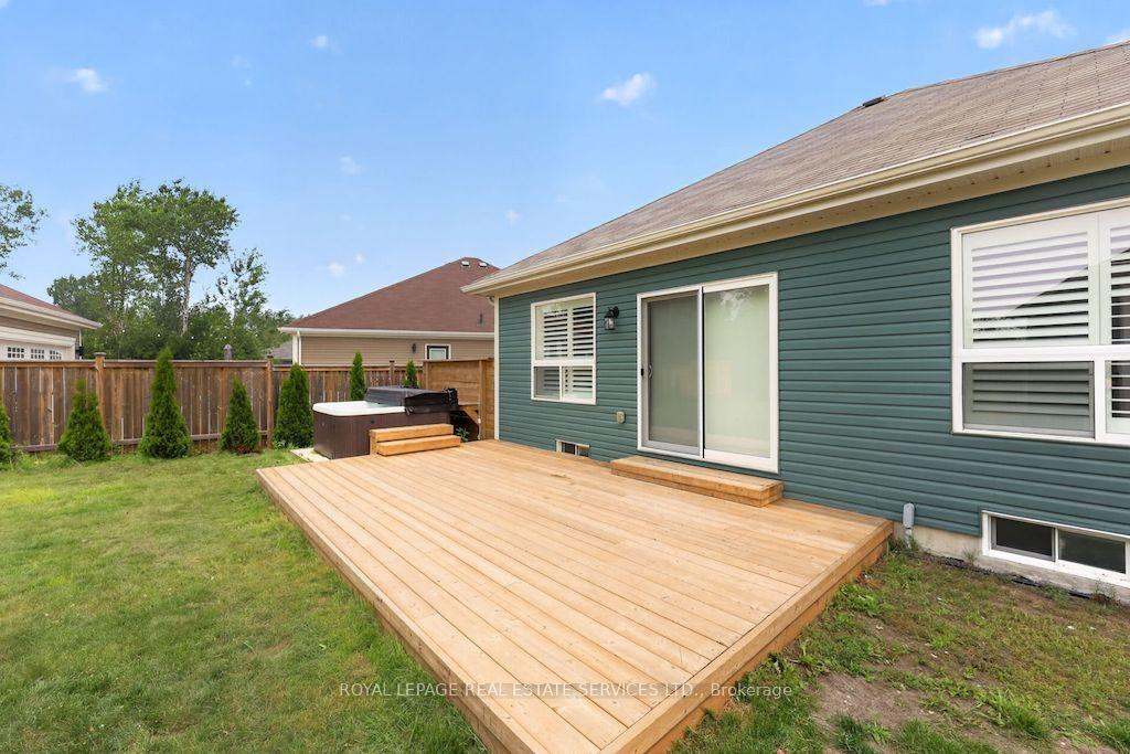 Photo 42 of 74 Robert Street S, Wasaga Beach — HOMEH