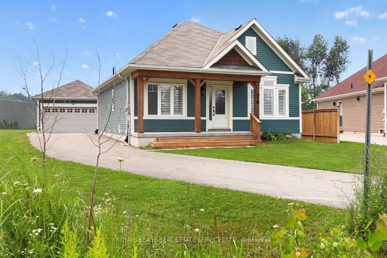 Photo 2 of 74 Robert Street S, Wasaga Beach — HOMEH