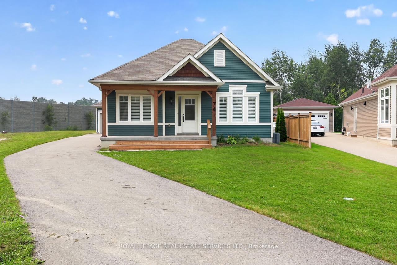 Photo 3 of 74 Robert Street S, Wasaga Beach — HOMEH