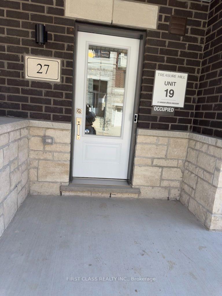 Photo 2 of 27 Arbour Green Cres, Vaughan, Kleinburg — HOMEH