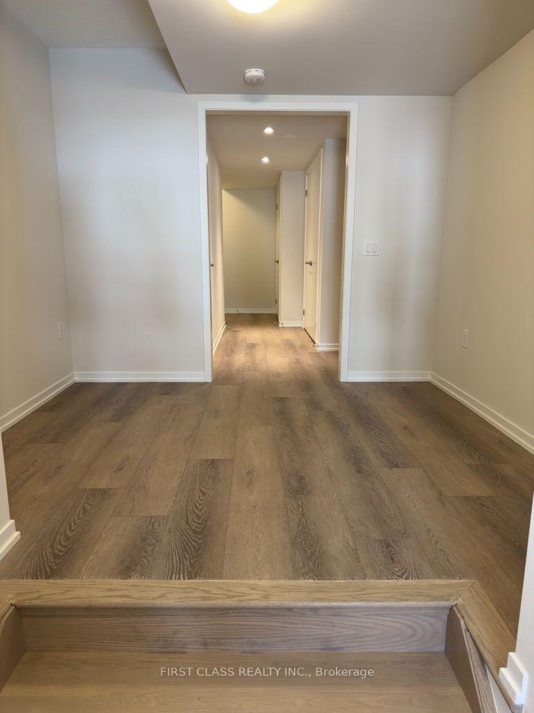 Photo 6 of 27 Arbour Green Cres, Vaughan, Kleinburg — HOMEH